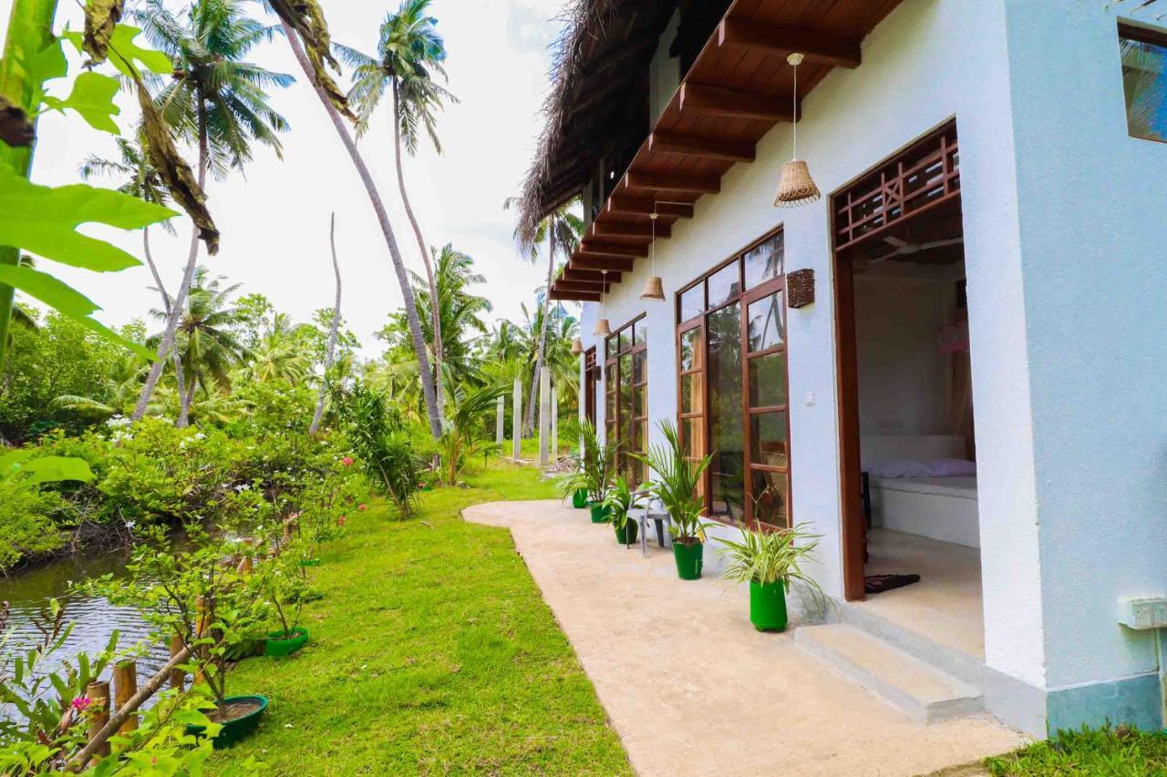 Milkyway Holiday Resort Unawatuna Exterior foto